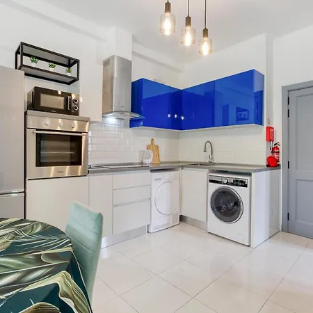 Fully Equipped Home, With Balcony In St Julians By 360 Estates Апартаменты