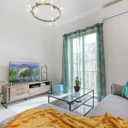 Апартаменты Fully Equipped Home, With Balcony In St Julians By 360 Estates *