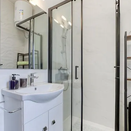Fully Equipped Home, With Balcony In St Julians By 360 Estates *